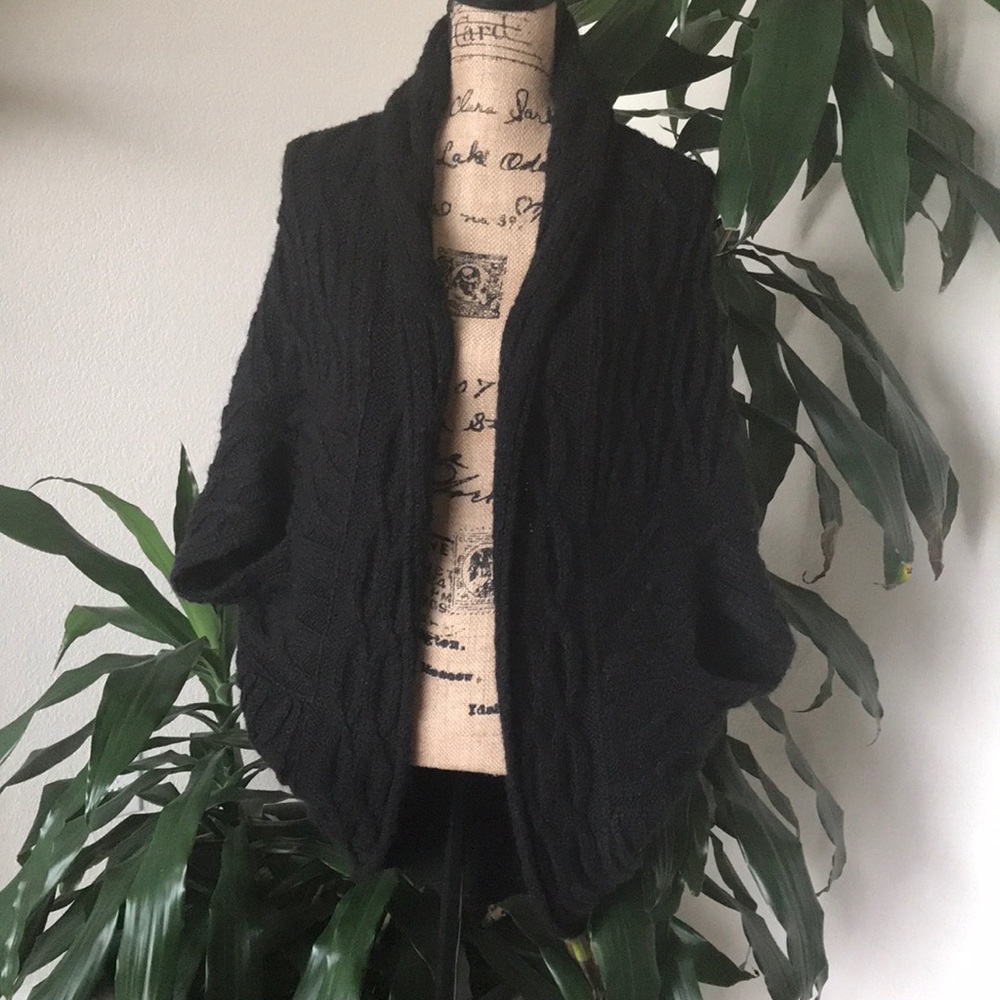 Universal Thread Sweater - image 3